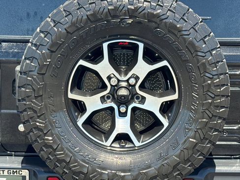 Used 2020 Jeep Wrangler Unlimited Rubicon w/ LED Lighting Group AWD/4WD image 47
