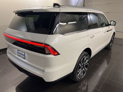 New 2026 Lincoln Navigator Black Label AWD/4WD image 6