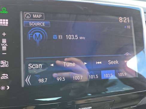 Used 2016 Honda Pilot Touring image 27