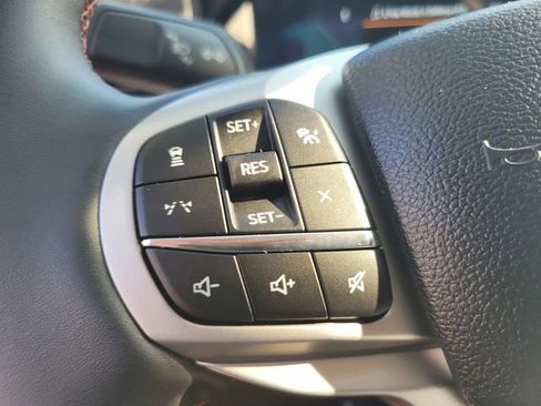 Certified 2025 Ford Explorer Active w/ Active Comfort Package image 26