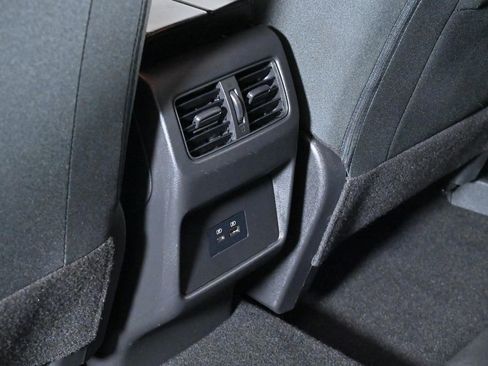 Certified 2023 Nissan Rogue SV image 28