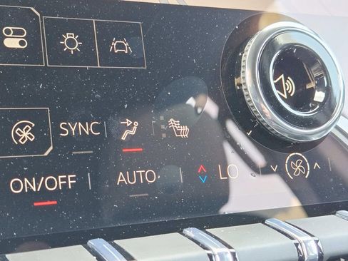 New 2025 GMC Acadia Elevation w/ Elevation Premium Package image 27