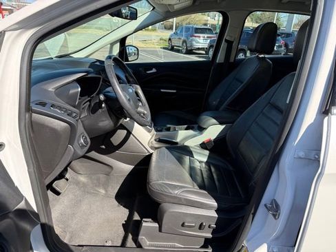 Used 2016 Ford C-MAX SEL w/ Equipment Group 302A image 13