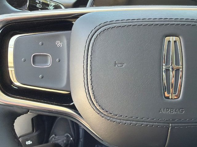 New 2026 Lincoln Nautilus Reserve AWD/4WD image 30