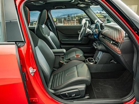 Used 2025 MINI Cooper S FWD image 36