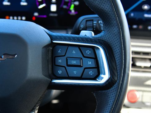 Used 2024 Ford Mustang GT Premium image 34