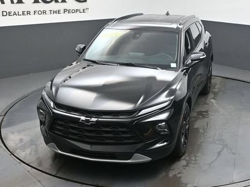 Used 2025 Chevrolet Blazer LT w/ Sound & Technology Package FWD image 48