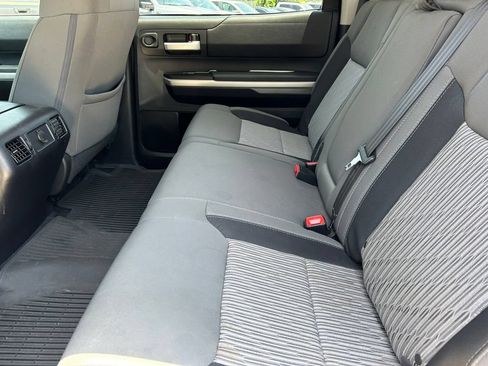 Used 2017 Toyota Tundra SR5 w/ SR5 Upgrade Package RWD image 15