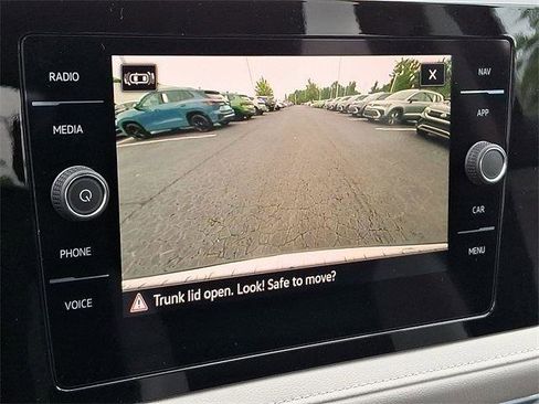 New 2025 Volkswagen Taos SEL image 16