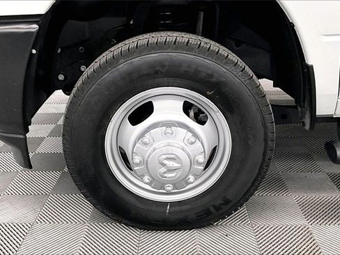 Used 2024 RAM 3500 Tradesman image 9