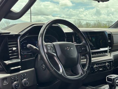 Used 2024 Chevrolet Silverado 1500 ZR2 w/ Technology Package image 7