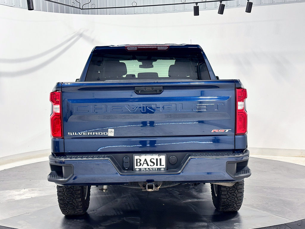 Used 2022 Chevrolet Silverado 1500 RST AWD/4WD image 13