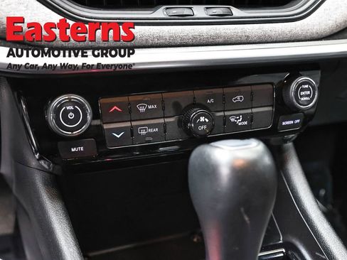 Used 2024 Jeep Compass Latitude AWD/4WD image 20