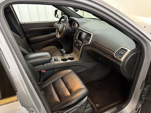 Used 2015 Jeep Grand Cherokee Limited image 25