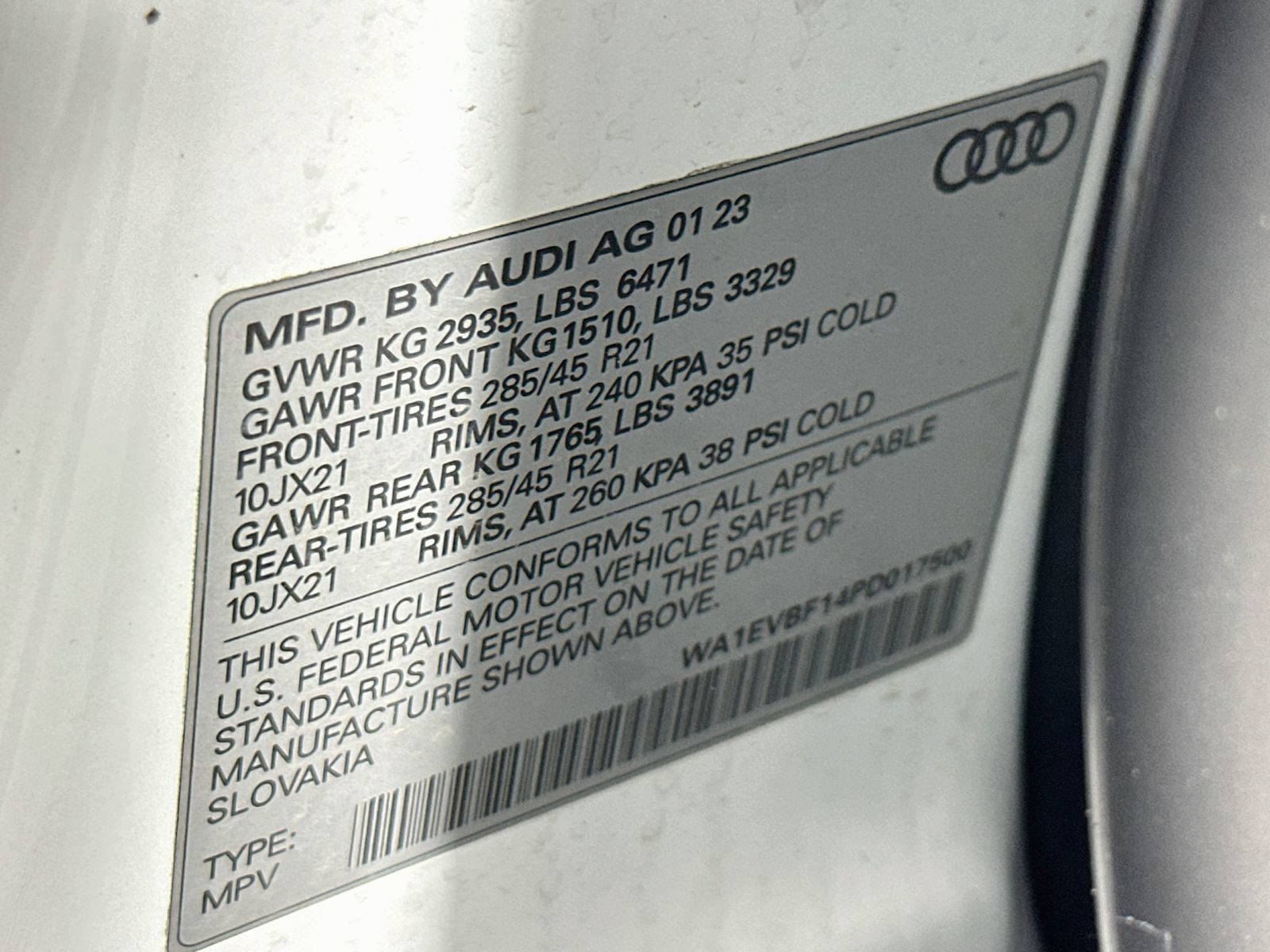 Used 2023 Audi Q8 Premium Plus w/ Premium Plus Package AWD/4WD image 34