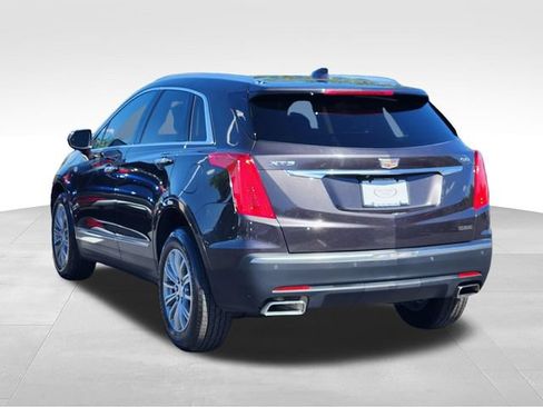 Used 2017 Cadillac XT5 Luxury w/ Driver Awareness Package FWD image 5