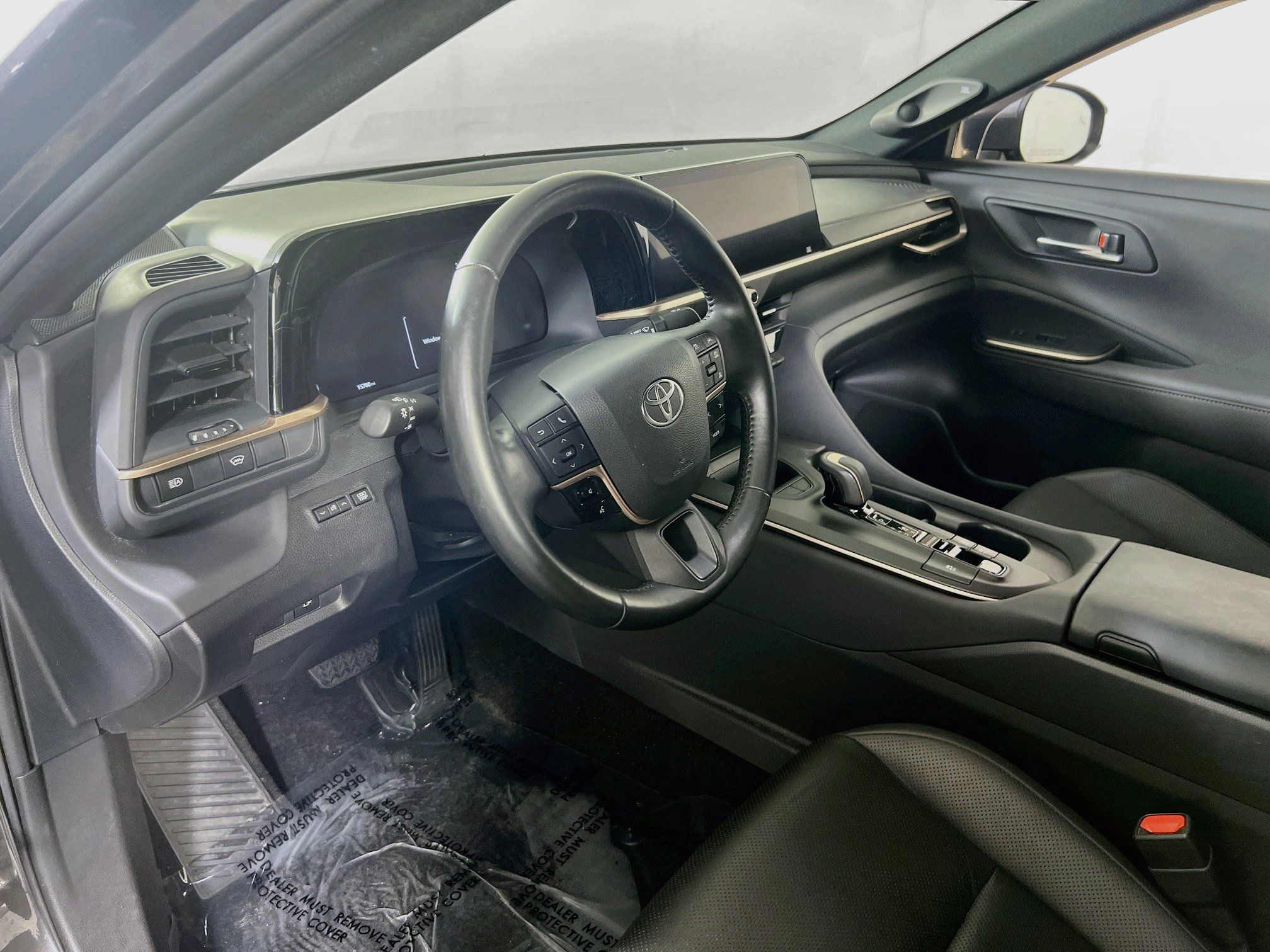 Used 2023 Toyota Crown AWD/4WD image 9