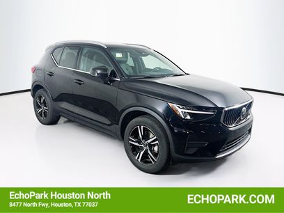 Used 2025 Volvo XC40 B5 Core