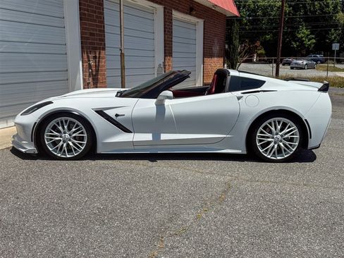 Used 2016 Chevrolet Corvette Stingray Coupe w/ 3LT Preferred Equipment Group RWD image 20