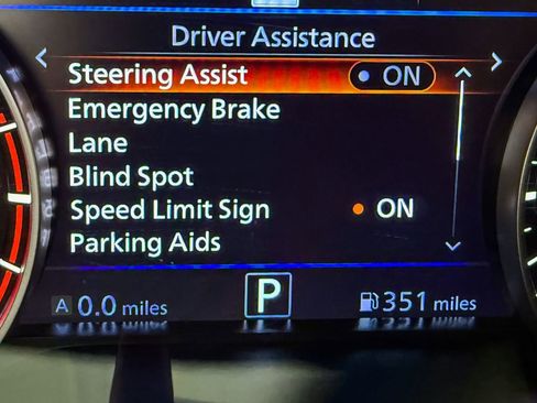 Used 2024 Nissan Altima 2.5 SV w/ SV Premium Package image 25