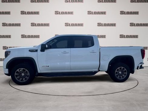 Used 2024 GMC Sierra 1500 AT4 w/ Technology Package AWD/4WD image 2