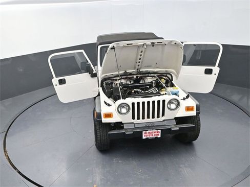 Used 2004 Jeep Wrangler X w/ Wheel Plus Group image 27