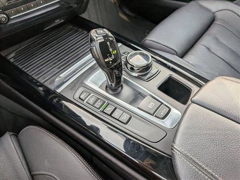 Used 2017 BMW X5 xDrive50i AWD/4WD image 12