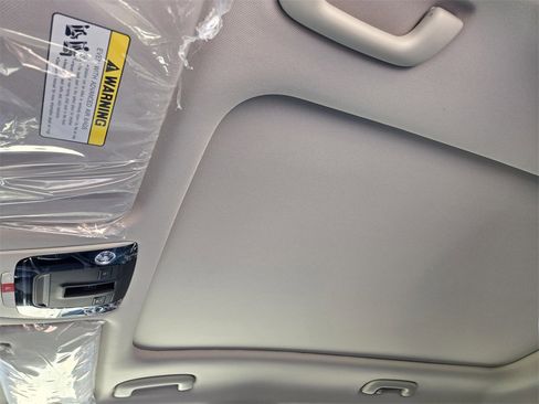 New 2026 Kia Sorento EX image 19