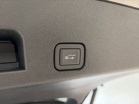 New 2026 Chevrolet Traverse Z71 w/ Driver Confidence Package image 15