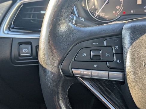 Used 2023 Cadillac XT6 Premium Luxury image 19