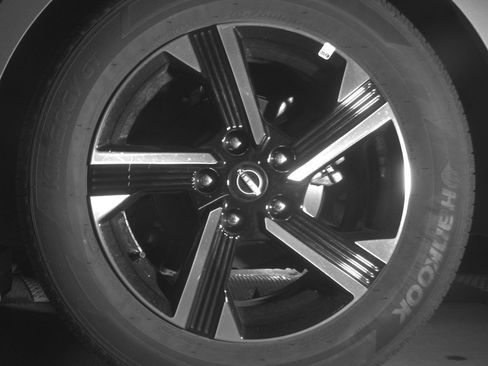 Used 2025 Nissan Sentra SV image 14