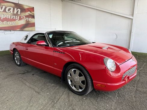 Used 2003 Ford Thunderbird Base image 6