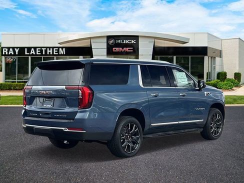 New 2026 GMC Yukon XL Elevation w/ Elevation Premium Package image 5