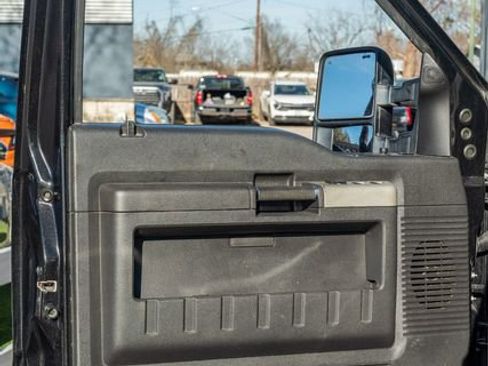 Used 2013 Ford F250 Lariat w/ Lariat Ultimate Pkg image 16