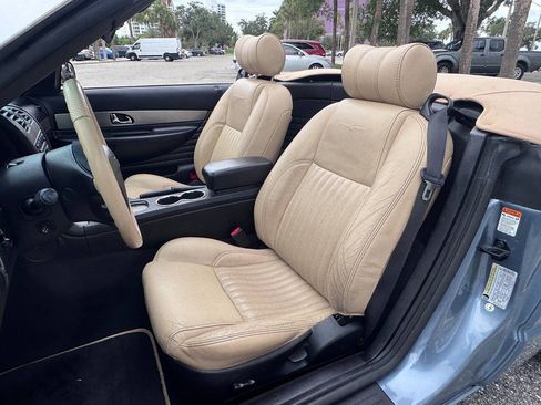 Used 2005 Ford Thunderbird 50th Anniversary RWD image 78