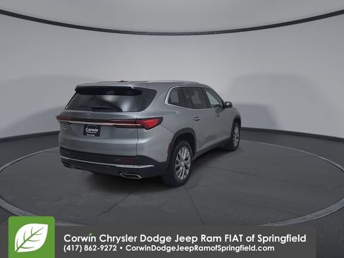Used 2025 Buick Enclave Preferred FWD image 14