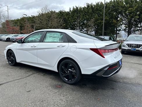 New 2026 Hyundai Elantra Sport FWD image 4