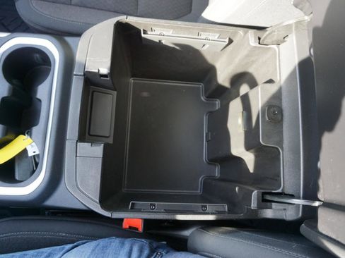 Used 2021 Chevrolet Silverado 1500 LT Trail Boss image 29