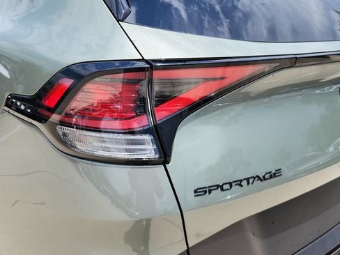 Certified 2025 Kia Sportage X-Line AWD/4WD image 35