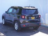 Used 2016 Jeep Renegade Latitude w/ Cold Weather Group image 4