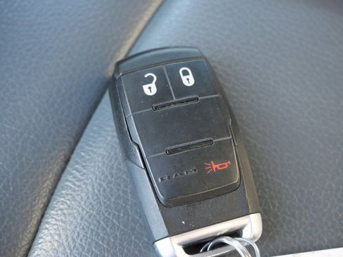 Used 2024 RAM 3500 Tradesman w/ Chrome Appearance Group image 29