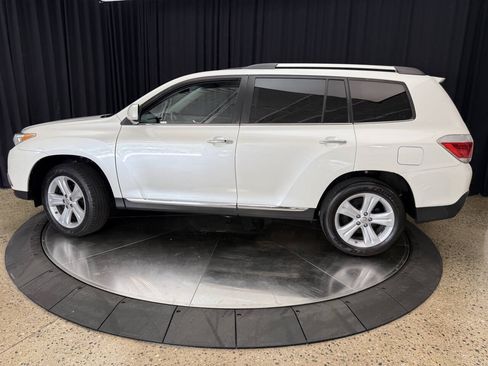 Used 2013 Toyota Highlander Limited AWD/4WD image 4