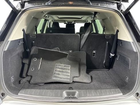 Used 2024 Nissan Pathfinder SV image 26