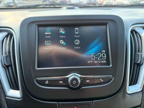 Used 2017 Chevrolet Malibu LS image 20