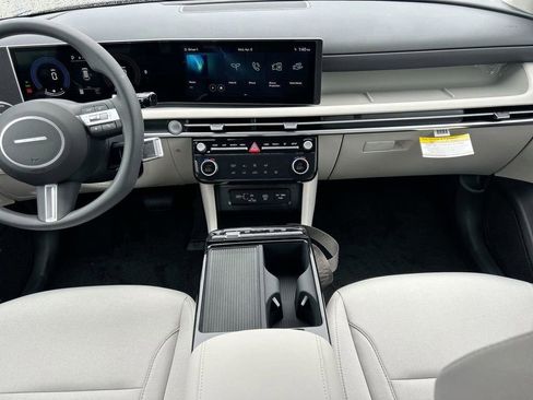 New 2026 Hyundai Tucson Blue SE image 17