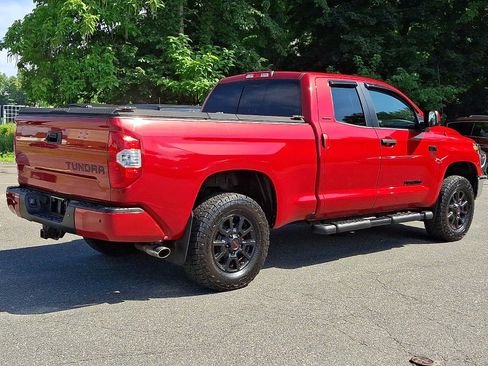 Used 2016 Toyota Tundra Limited w/ Limited Premium Package AWD/4WD image 6