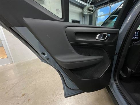 Used 2023 Volvo XC40 Recharge Plus AWD/4WD image 20