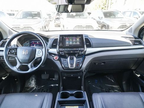 Used 2020 Honda Odyssey Elite image 12
