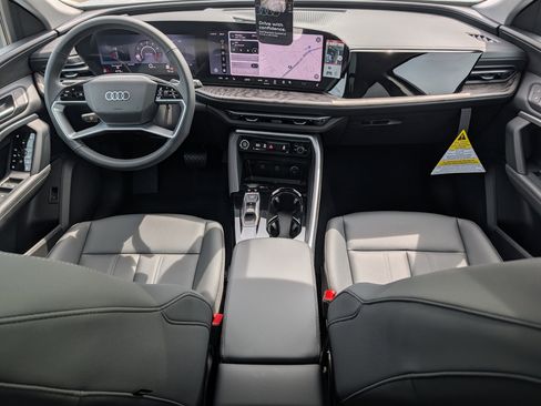 New 2026 Audi Q5 Premium image 8