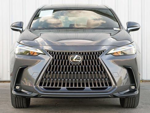 Used 2023 Lexus NX 250 FWD w/ Towing Package (2000 Lbs) image 6